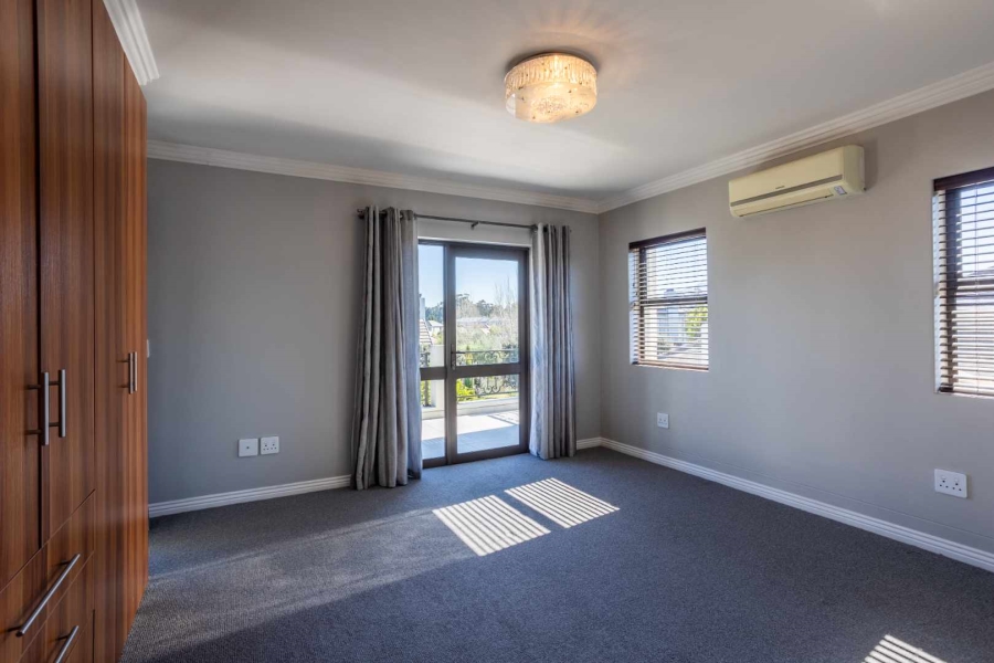 To Let 3 Bedroom Property for Rent in Val De Vie Estate Western Cape
